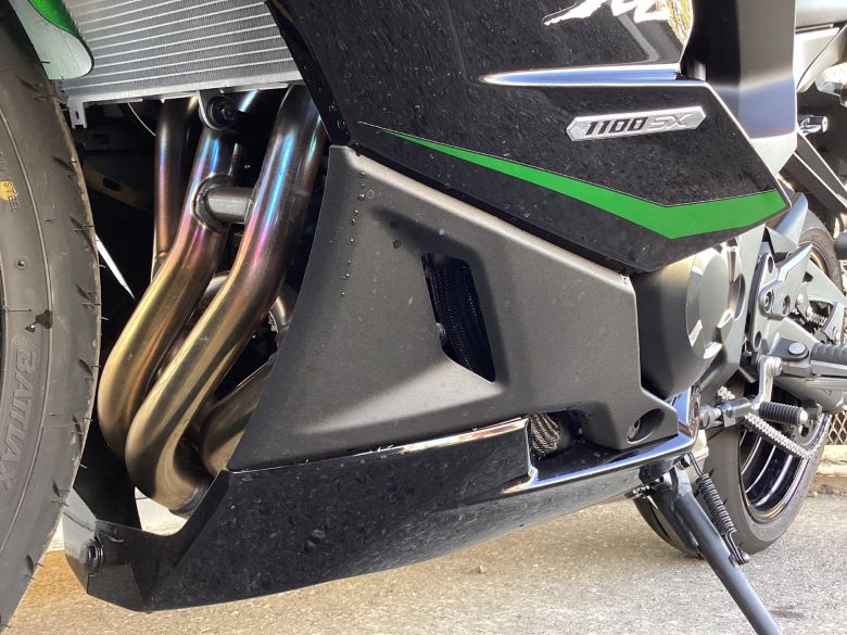 Ｎｉｎｊａ　１１００　ＳＸ　ＳＥ