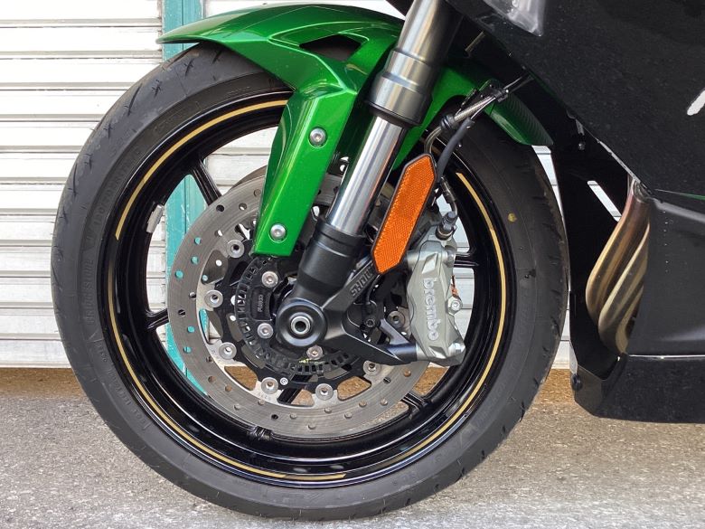 Ｎｉｎｊａ　１１００　ＳＸ　ＳＥ