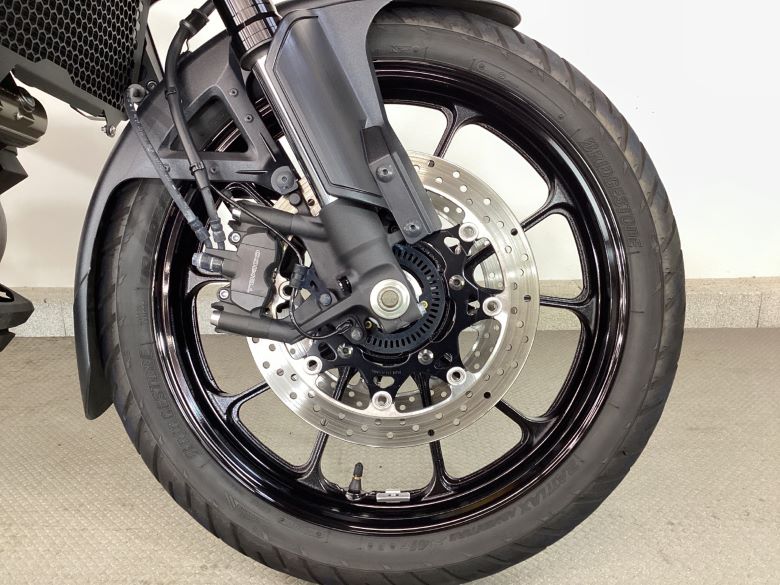 Ｖ−ストローム１０５０