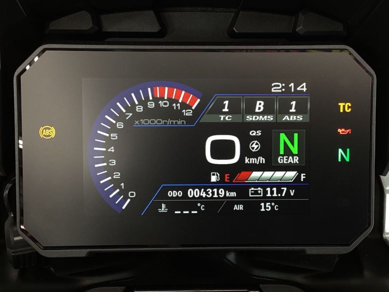 Ｖ−ストローム１０５０