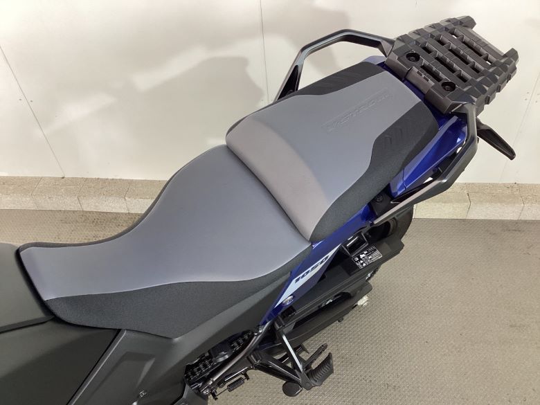 Ｖ−ストローム１０５０