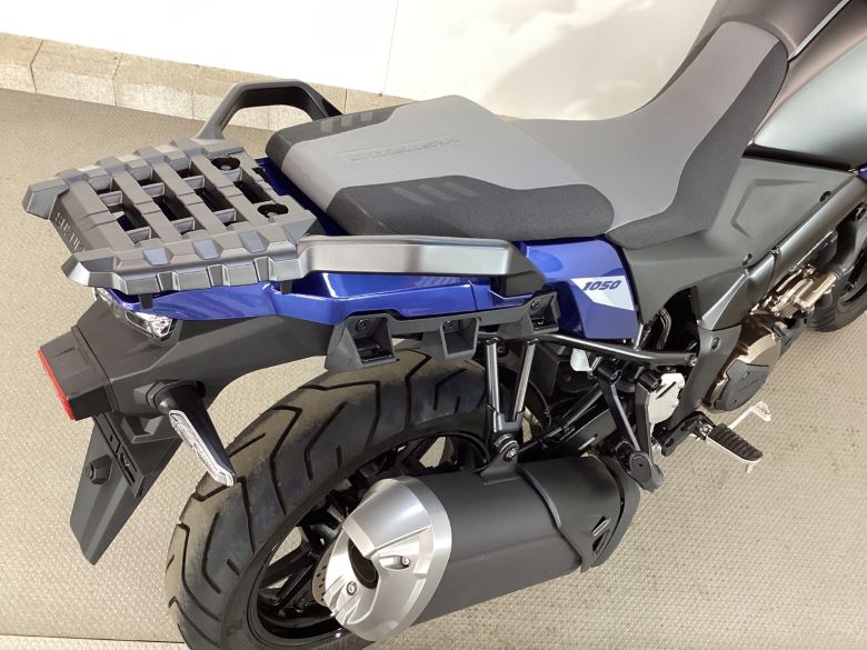 Ｖ−ストローム１０５０