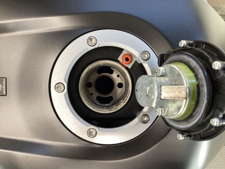 Ｖ−ストローム１０５０