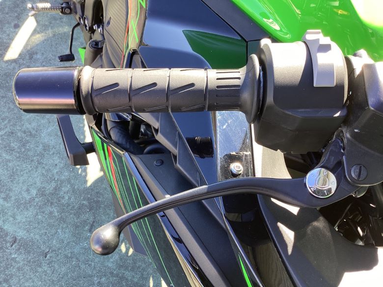 Ｎｉｎｊａ　ＺＸ−４ＲＲ