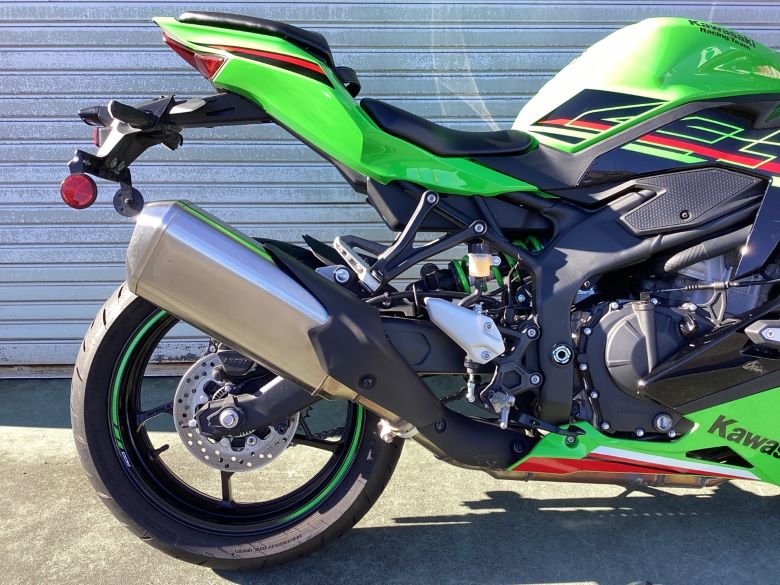 Ｎｉｎｊａ　ＺＸ−４ＲＲ