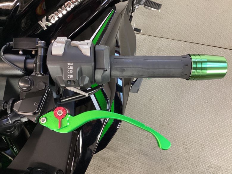 Ｎｉｎｊａ　１０００　ＳＸ