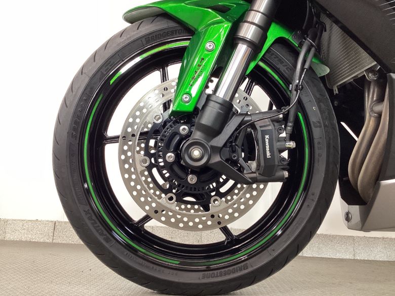 Ｎｉｎｊａ　１０００　ＳＸ