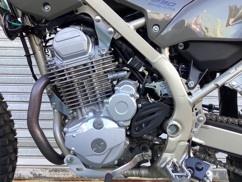 ＫＬＸ２３０シェルパ