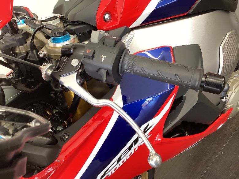 ＣＢＲ１０００ＲＲ