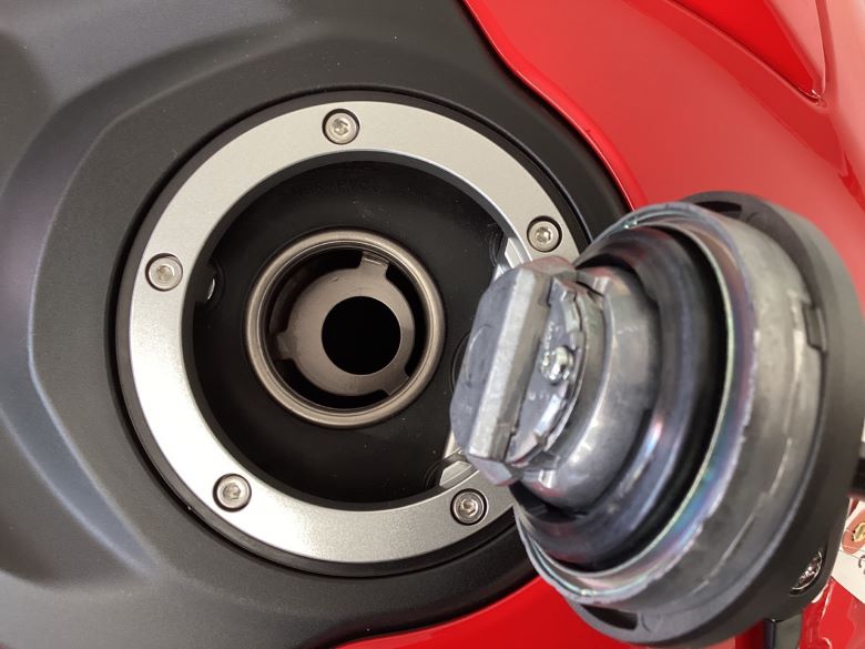 ＣＢＲ１０００ＲＲ