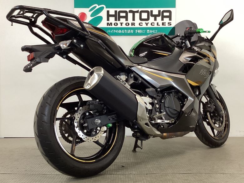 Ｎｉｎｊａ　４００