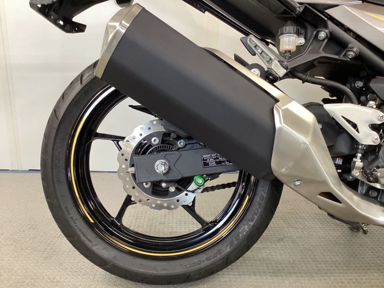 Ｎｉｎｊａ　４００