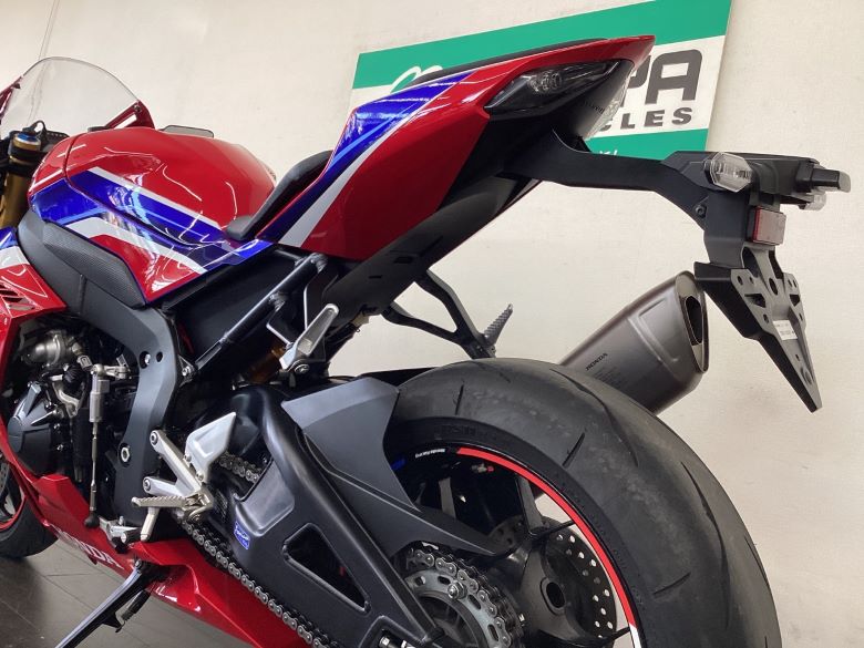 ＣＢＲ１０００ＲＲ−Ｒ