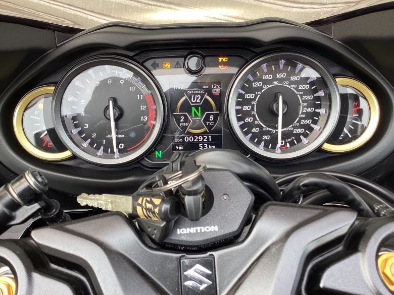 ハヤブサ（ＧＳＸ１３００Ｒ　Ｈａｙａｂｕｓａ）