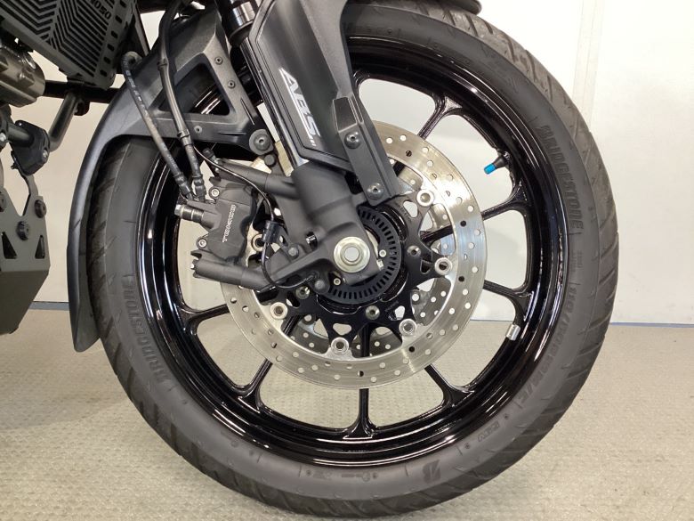 Ｖ−ストローム１０５０