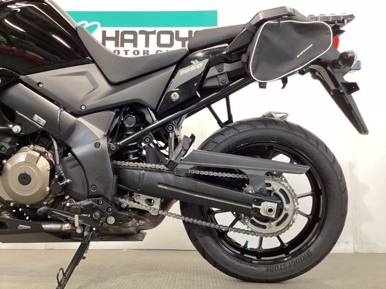 Ｖ−ストローム１０５０