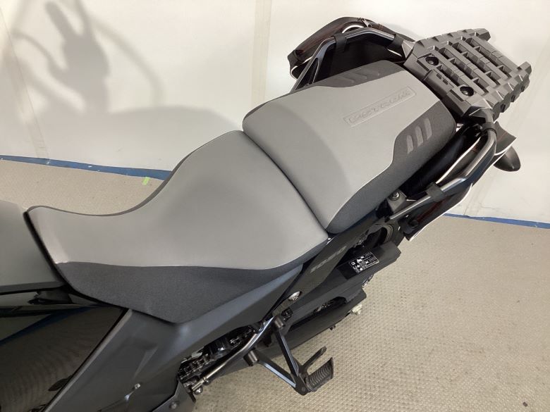 Ｖ−ストローム１０５０