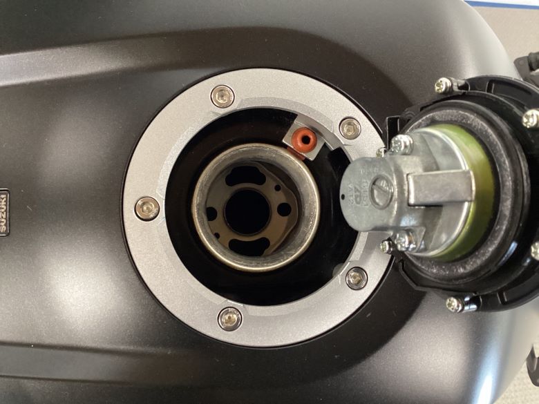 Ｖ−ストローム１０５０