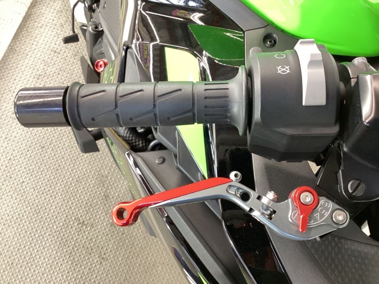 Ｎｉｎｊａ　ＺＸ−２５Ｒ　ＳＥ