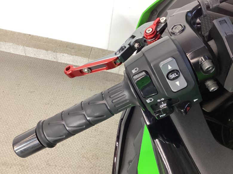 Ｎｉｎｊａ　ＺＸ−２５Ｒ　ＳＥ