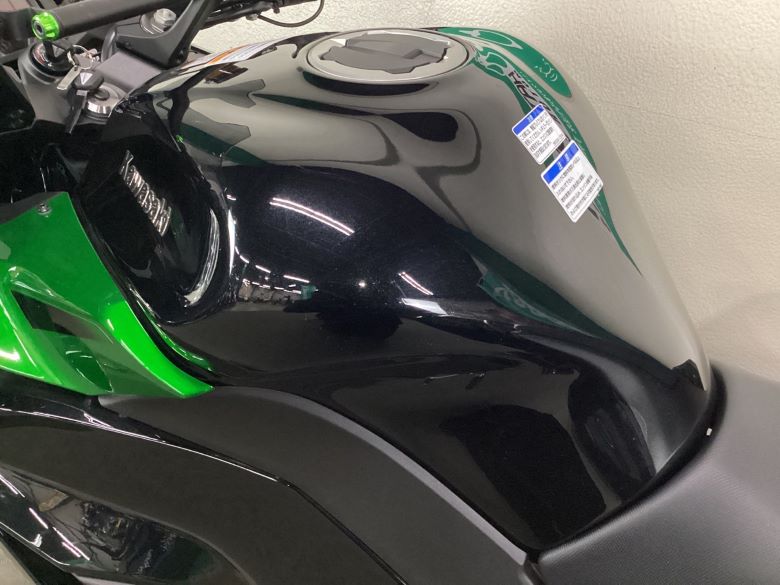 Ｎｉｎｊａ　１０００　ＳＸ