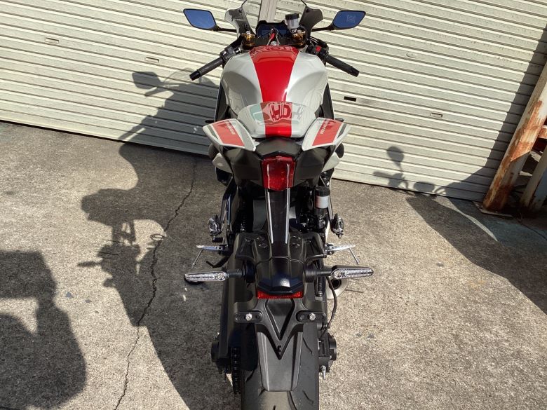 ＹＺＦ−Ｒ７