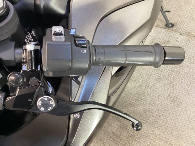 Ｎｉｎｊａ　ＺＸ−６Ｒ