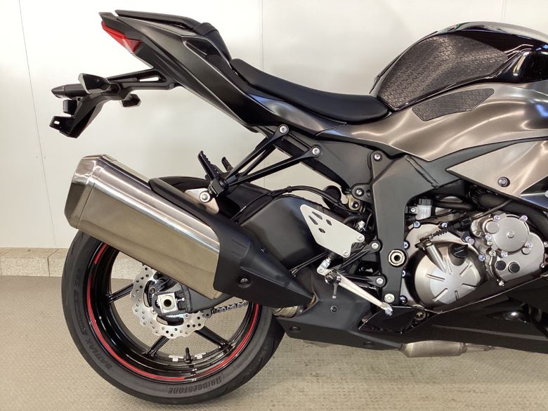 Ｎｉｎｊａ　ＺＸ−６Ｒ