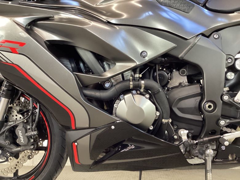 Ｎｉｎｊａ　ＺＸ−６Ｒ