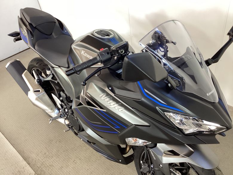 Ｎｉｎｊａ　４００