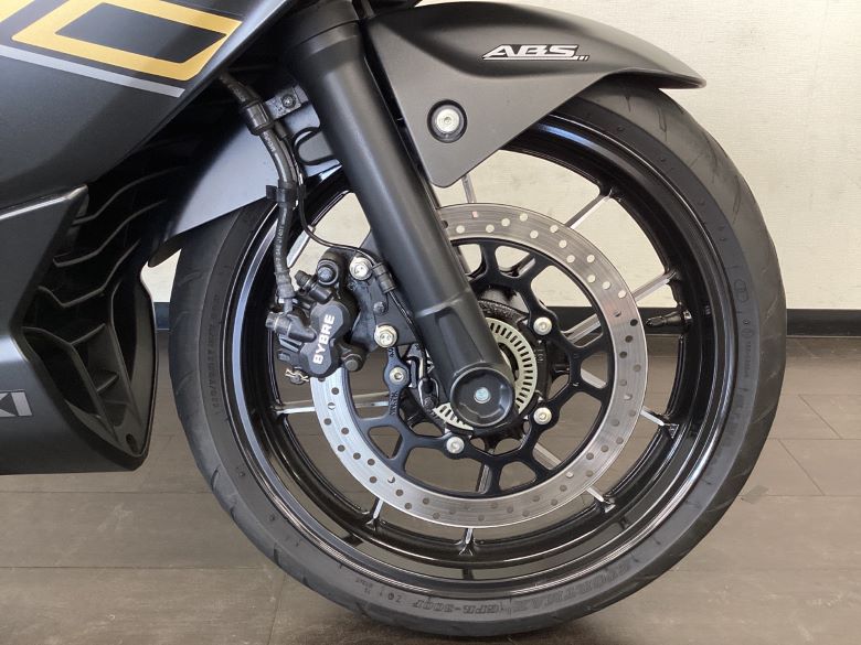 ＧＩＸＸＥＲ　ＳＦ　２５０