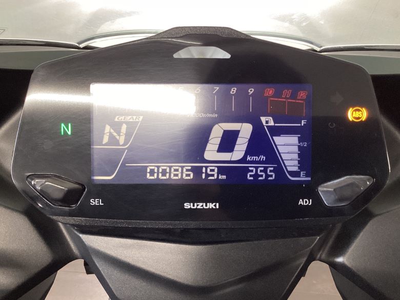 ＧＩＸＸＥＲ　ＳＦ　２５０