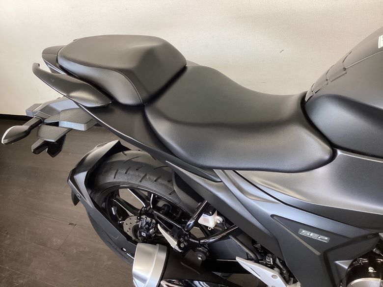 ＧＩＸＸＥＲ　ＳＦ　２５０