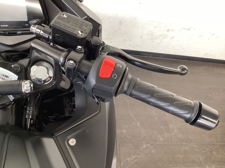 ＧＩＸＸＥＲ　ＳＦ　２５０