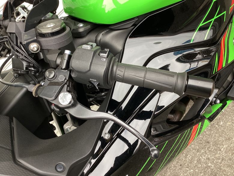 Ｎｉｎｊａ　ＺＸ−６Ｒ