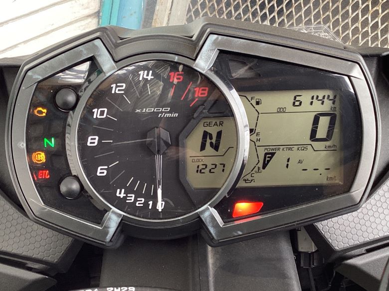 Ｎｉｎｊａ　ＺＸ−６Ｒ