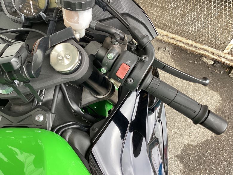 Ｎｉｎｊａ　ＺＸ−６Ｒ