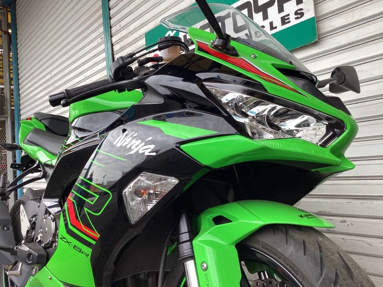 Ｎｉｎｊａ　ＺＸ−６Ｒ