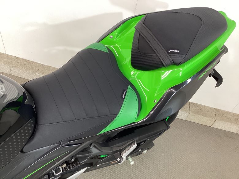 Ｎｉｎｊａ　４００