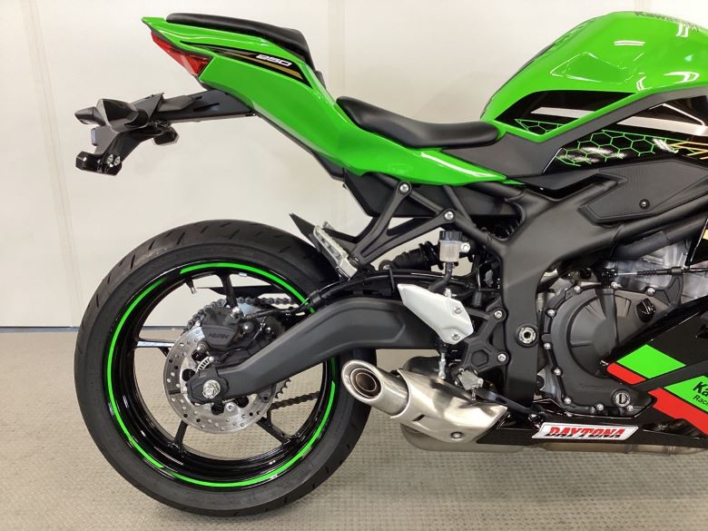 Ｎｉｎｊａ　ＺＸ−２５Ｒ　ＳＥ