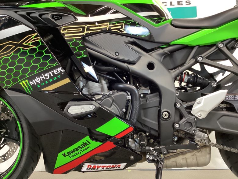 Ｎｉｎｊａ　ＺＸ−２５Ｒ　ＳＥ