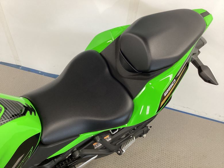 Ｎｉｎｊａ　ＺＸ−２５Ｒ　ＳＥ