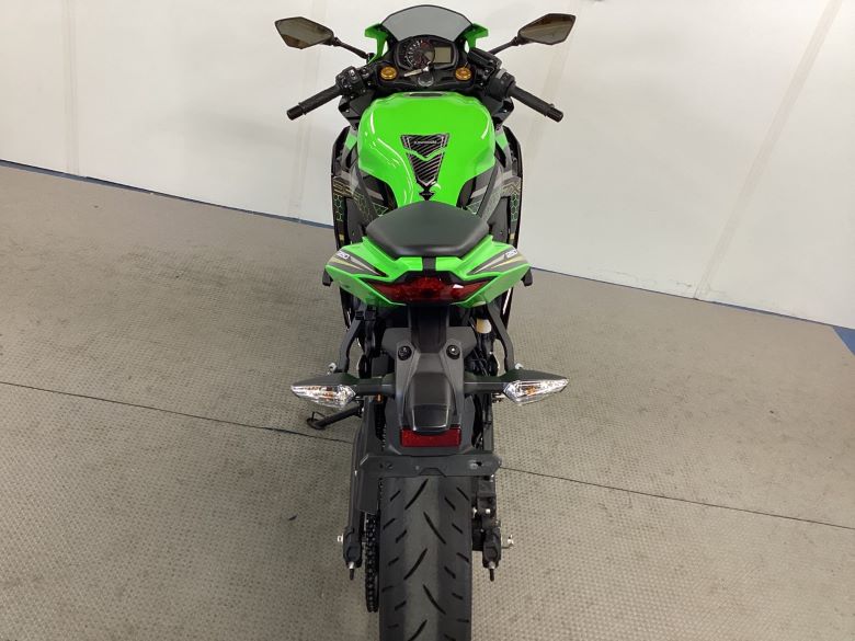 Ｎｉｎｊａ　ＺＸ−２５Ｒ　ＳＥ