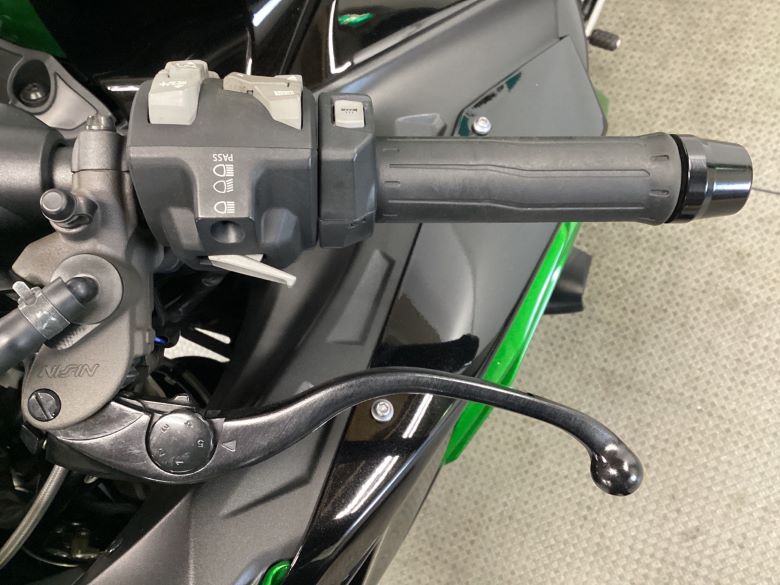 Ｎｉｎｊａ　Ｈ２　ＳＸ