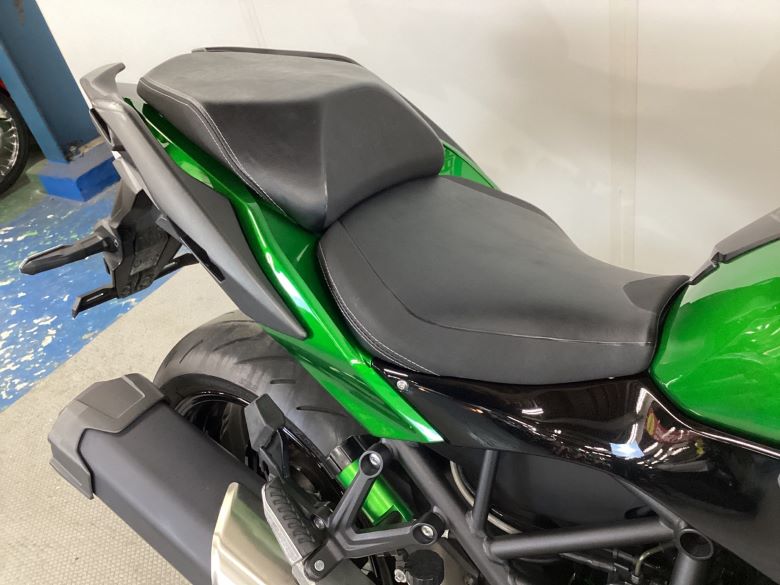 Ｎｉｎｊａ　Ｈ２　ＳＸ