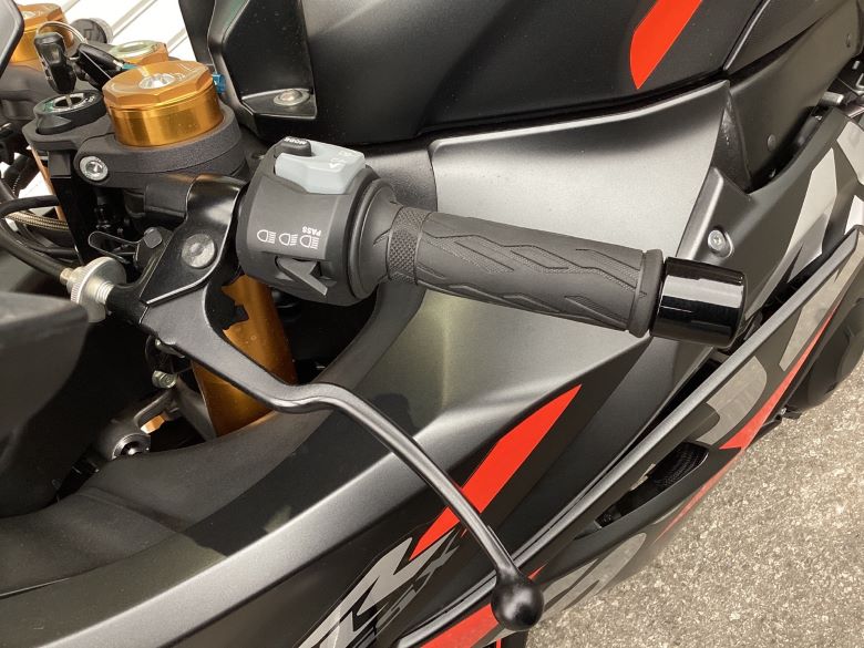 ＧＳＸ−Ｒ１０００Ｒ