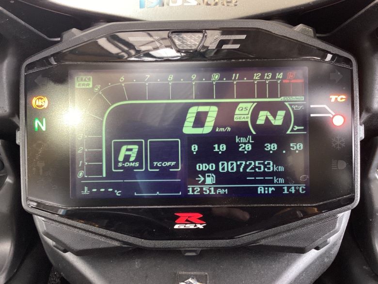 ＧＳＸ−Ｒ１０００Ｒ