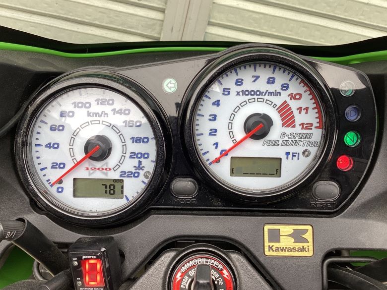 ＺＲＸ１２００　ＤＡＥＧ