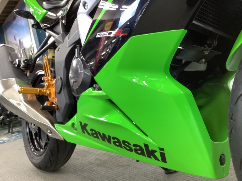 Ｎｉｎｊａ　２５０ＳＬ