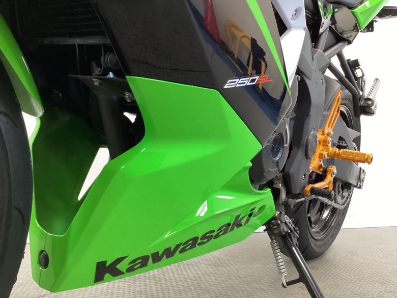 Ｎｉｎｊａ　２５０ＳＬ